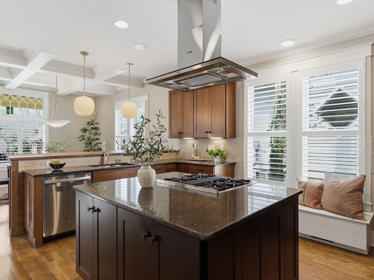 216 Chapel Ave Nashville, TN 37206  | Single Family