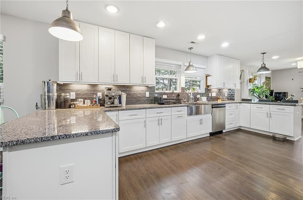 9517 11th Bay St Norfolk, VA 23518  | Single Family