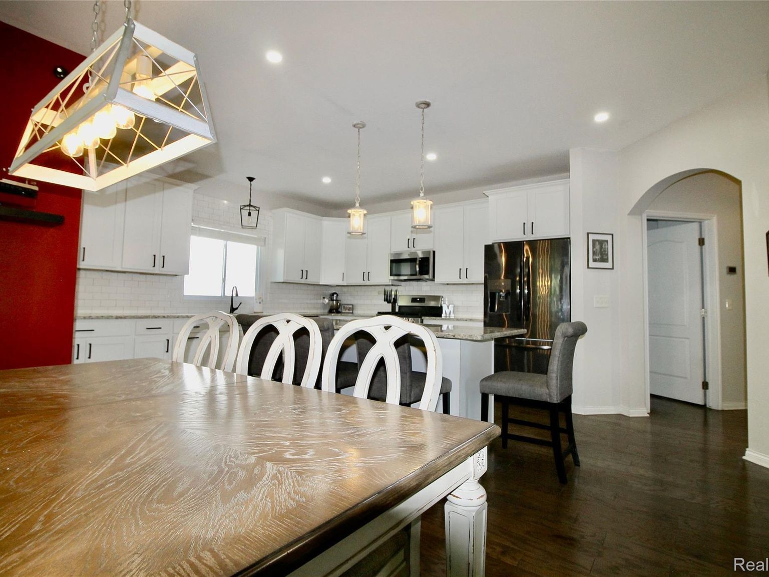 337 Beaver Run Holly, MI 48442  | Single Family