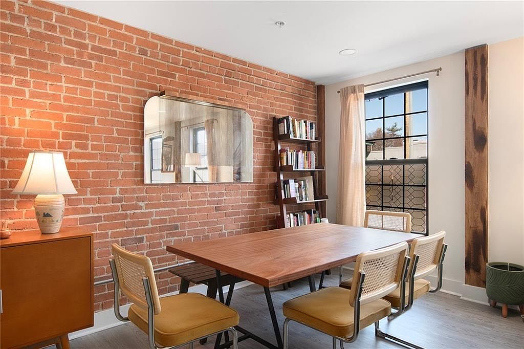 50 Ashburton St Unit 5 Providence, RI 02904 | Condominium