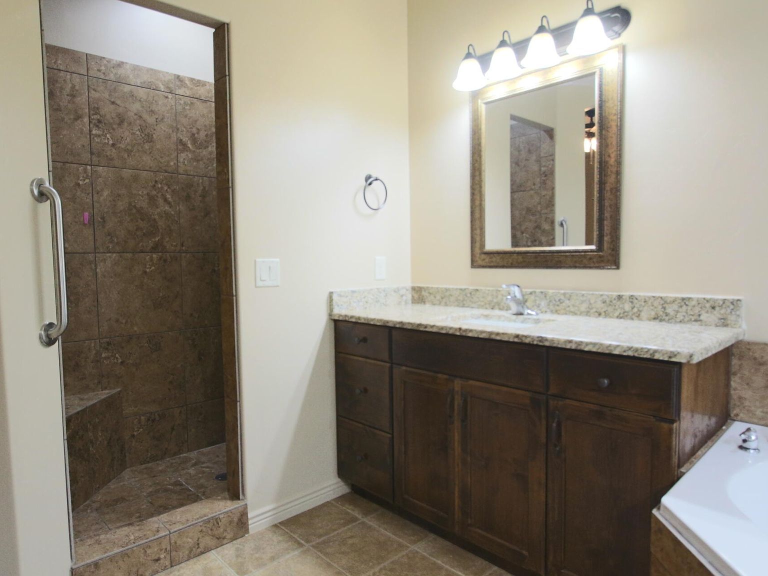 155 E Holly Way Washington, UT 84780 | Single Family