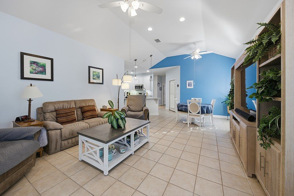 8 Primrose Dr Fulton, TX 78358 | Single Family