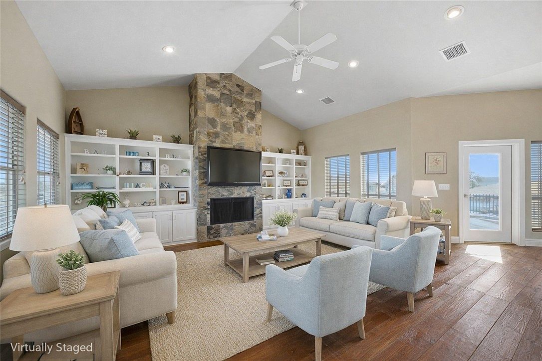 227 Windjammer St Rockport, TX 78382 | Single Family