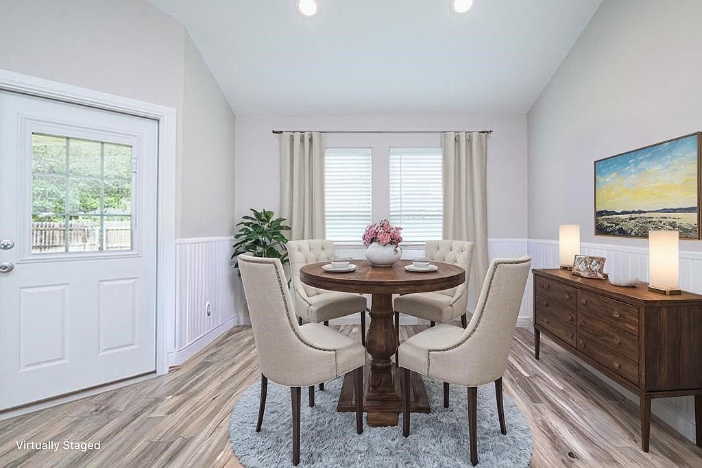 1411 E Linden St Rockport, TX 78382 | Single Family