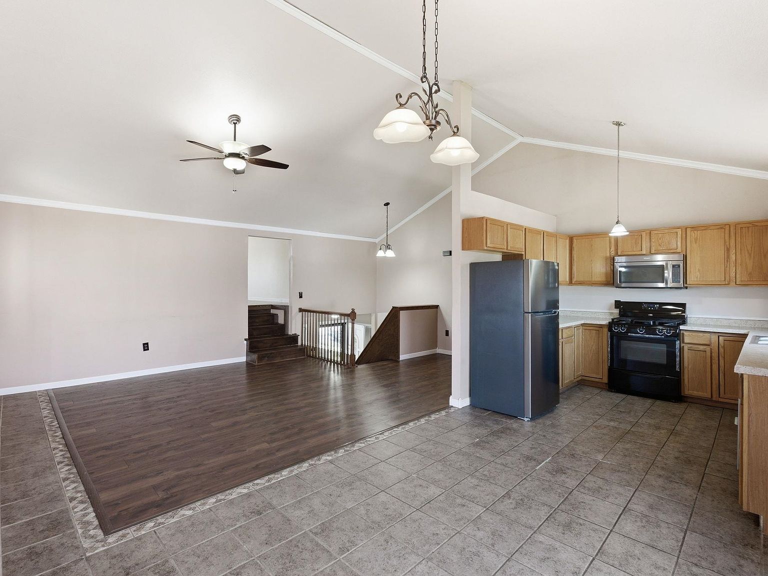 400 W White Tail St Derby, KS 67037  | Single Family