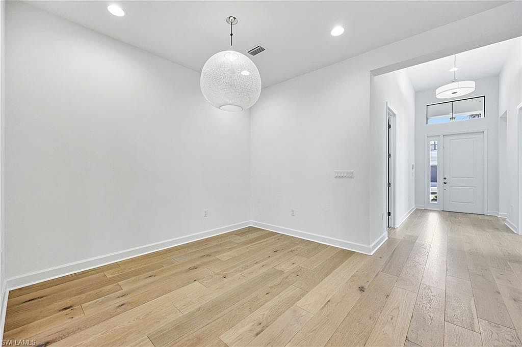 20812 Thistle Leaf Ln Estero, FL 33928 | Single Family