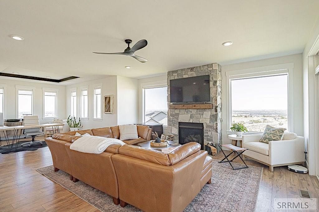 6097 E 65 S Idaho Falls, ID 83406 | Single Family