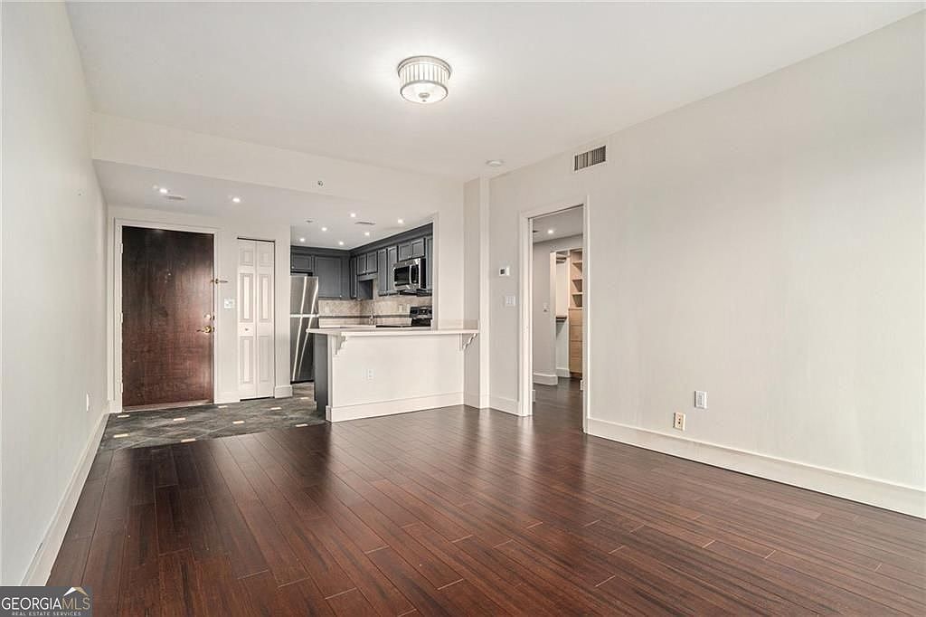 199 14th St NE UNIT 704 Atlanta, GA 30309 | Condominium