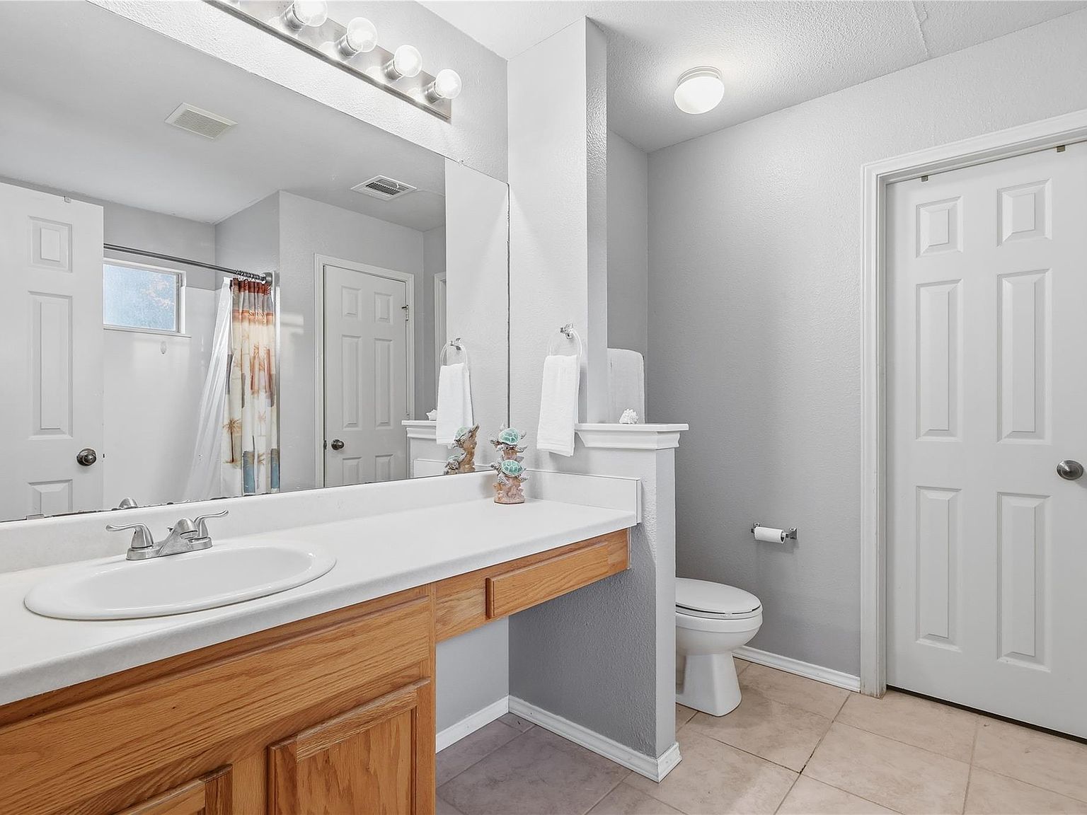 2067 Buckley Ln Round Rock, TX 78664  | Single Family