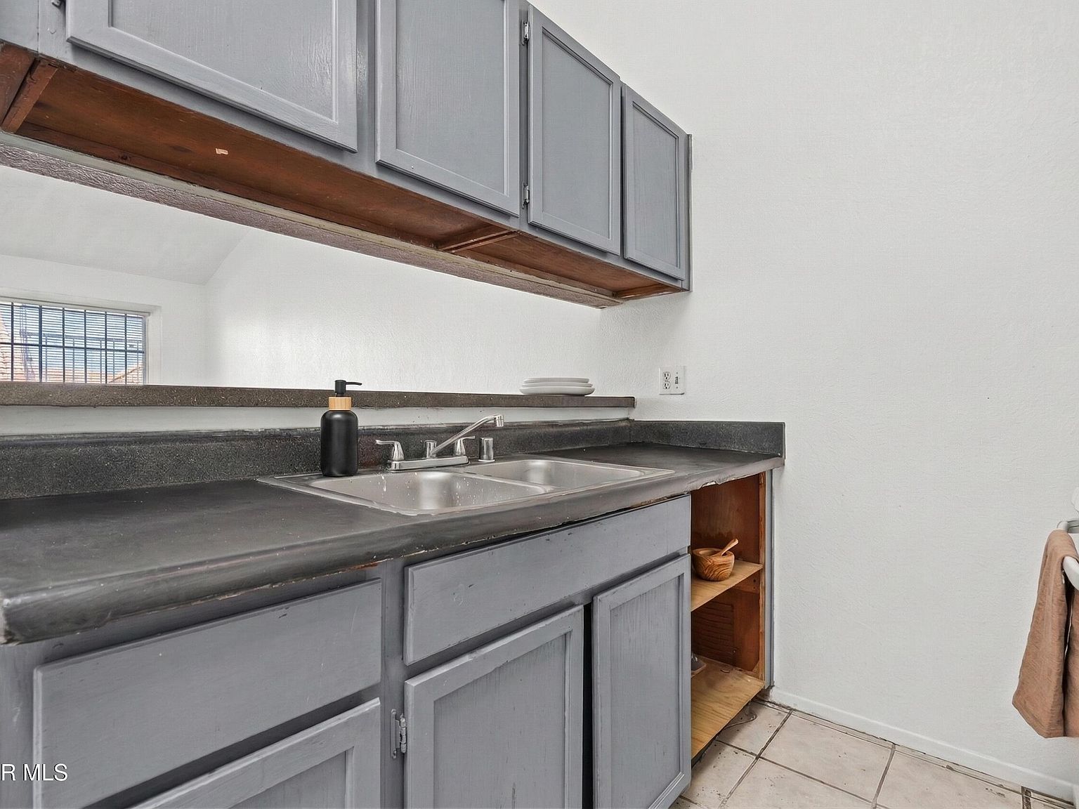 10017 Caribou Dr Unit D El Paso, TX 79924  | Multi Family