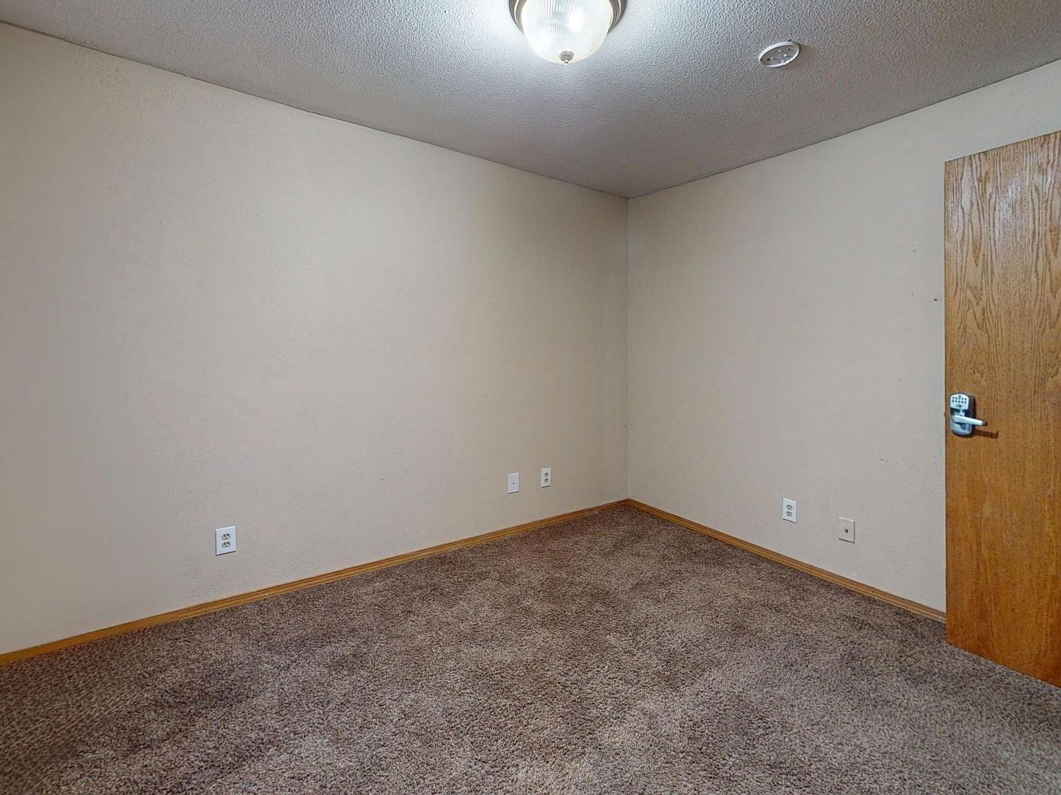 802 23rd Ave Fairbanks, AK 99701  | Single Family