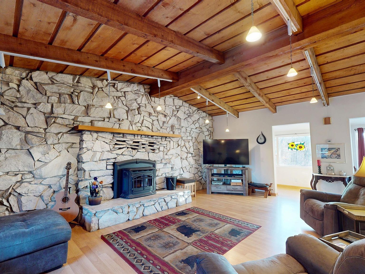 347 Hillside Dr Fairbanks, AK 99712  | Single Family