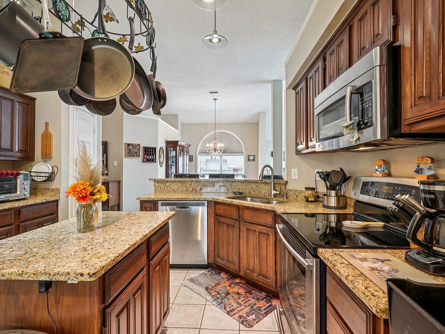 18519 Timber Oaks Dr Dallas, TX 75287  | Single Family