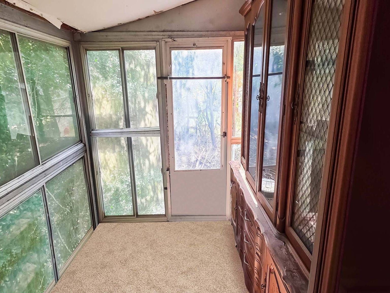 660 Northville Tpke Riverhead, NY 11901  | Single Family