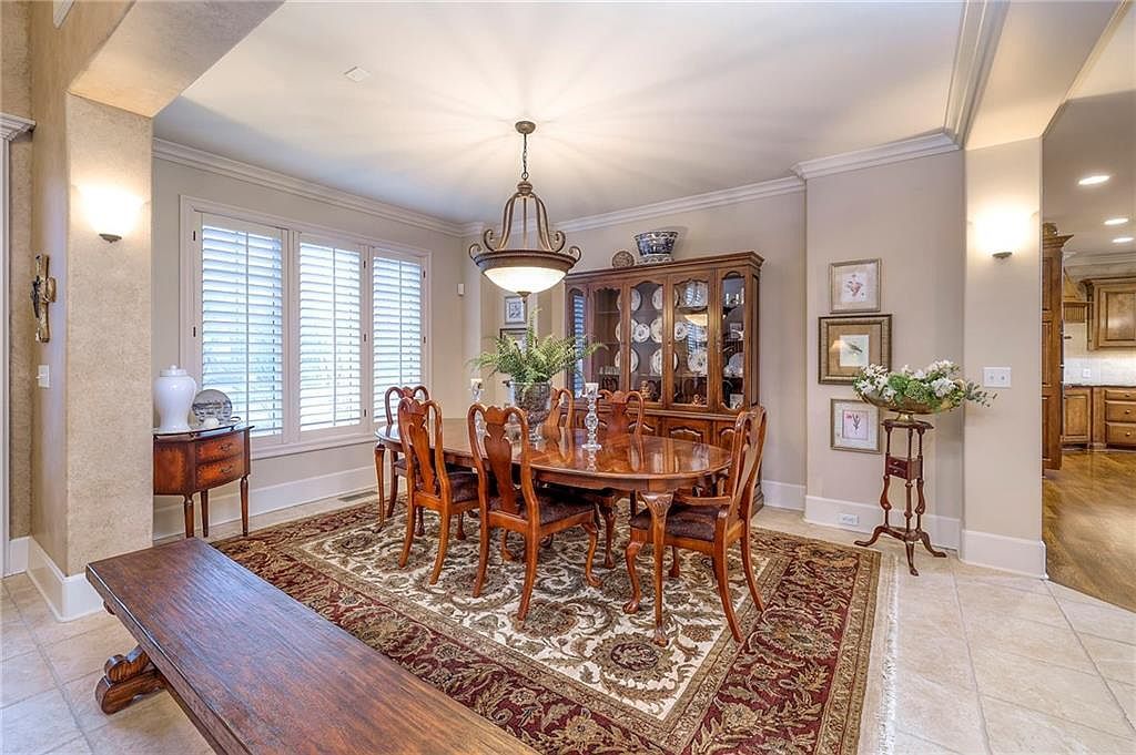 10804 141st St Overland Park, KS 66221  | Single Family