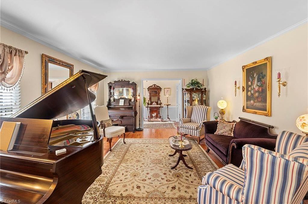 224 Lake Dr E Thomasville, NC 27360  | Single Family