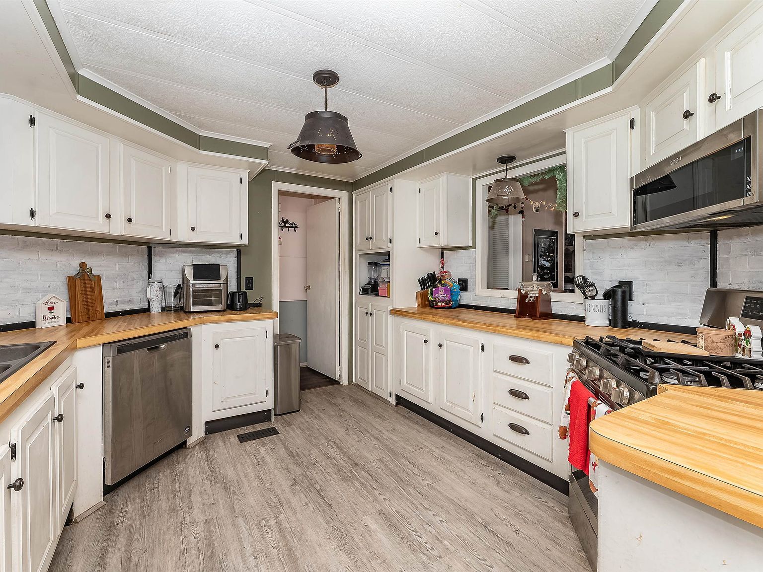 206 Milton Rd Rochester, NH 03868 | New build