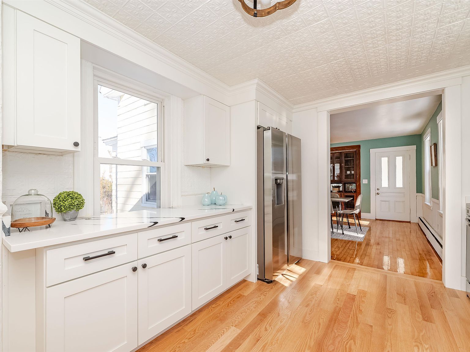 47 Chamberlain St Rochester, NH 03867  | Single Family