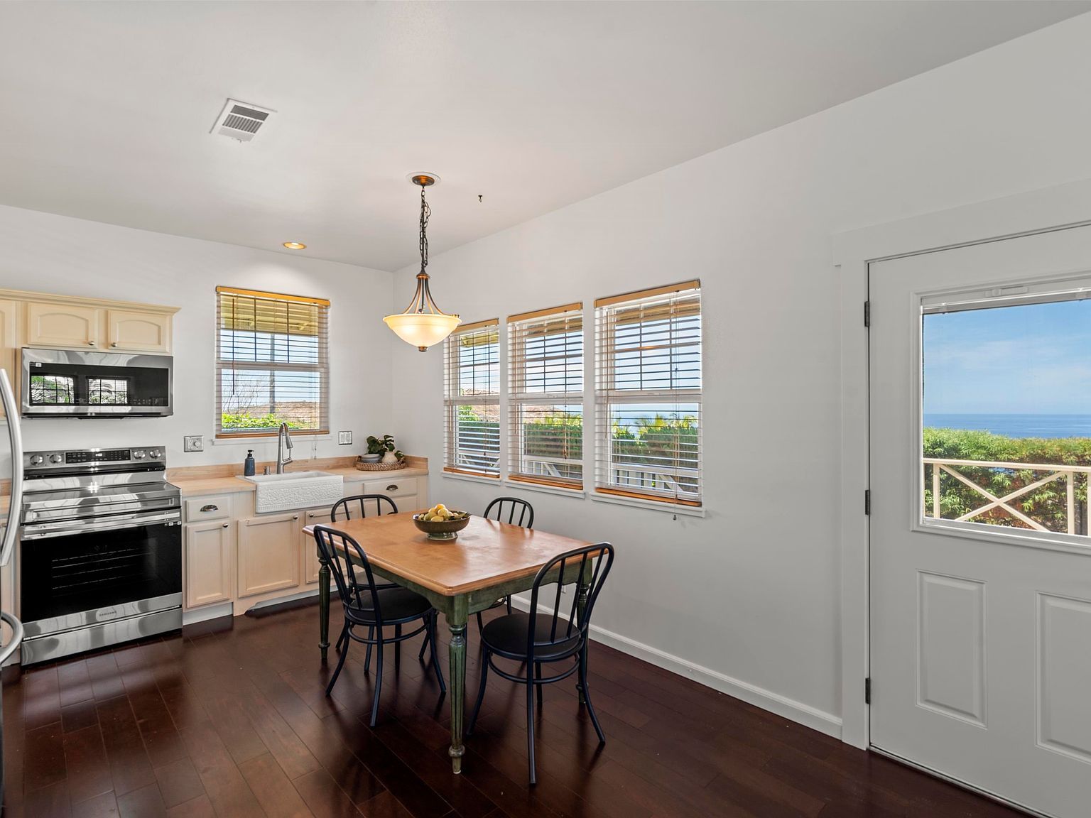 60 E Huapala Pl #B Lahaina, HI 96761  | Single Family