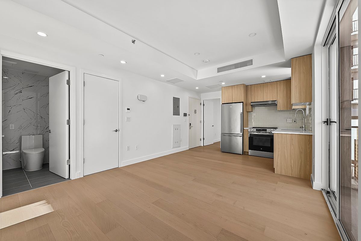 150-02 Northern Blvd #3A Flushing, NY 11354  | Single Family