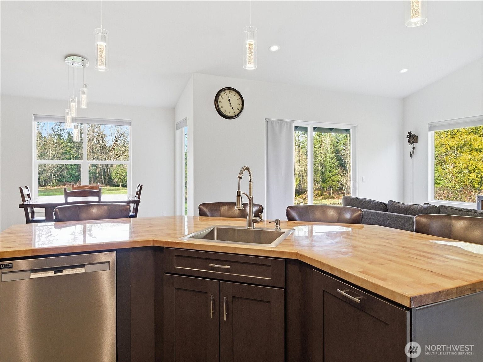 38512 Mountain Hwy E Eatonville, WA 98328  | Single Family