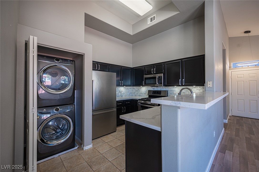 700 Carnegie St APT 1124 Henderson, NV 89052  | Condominium