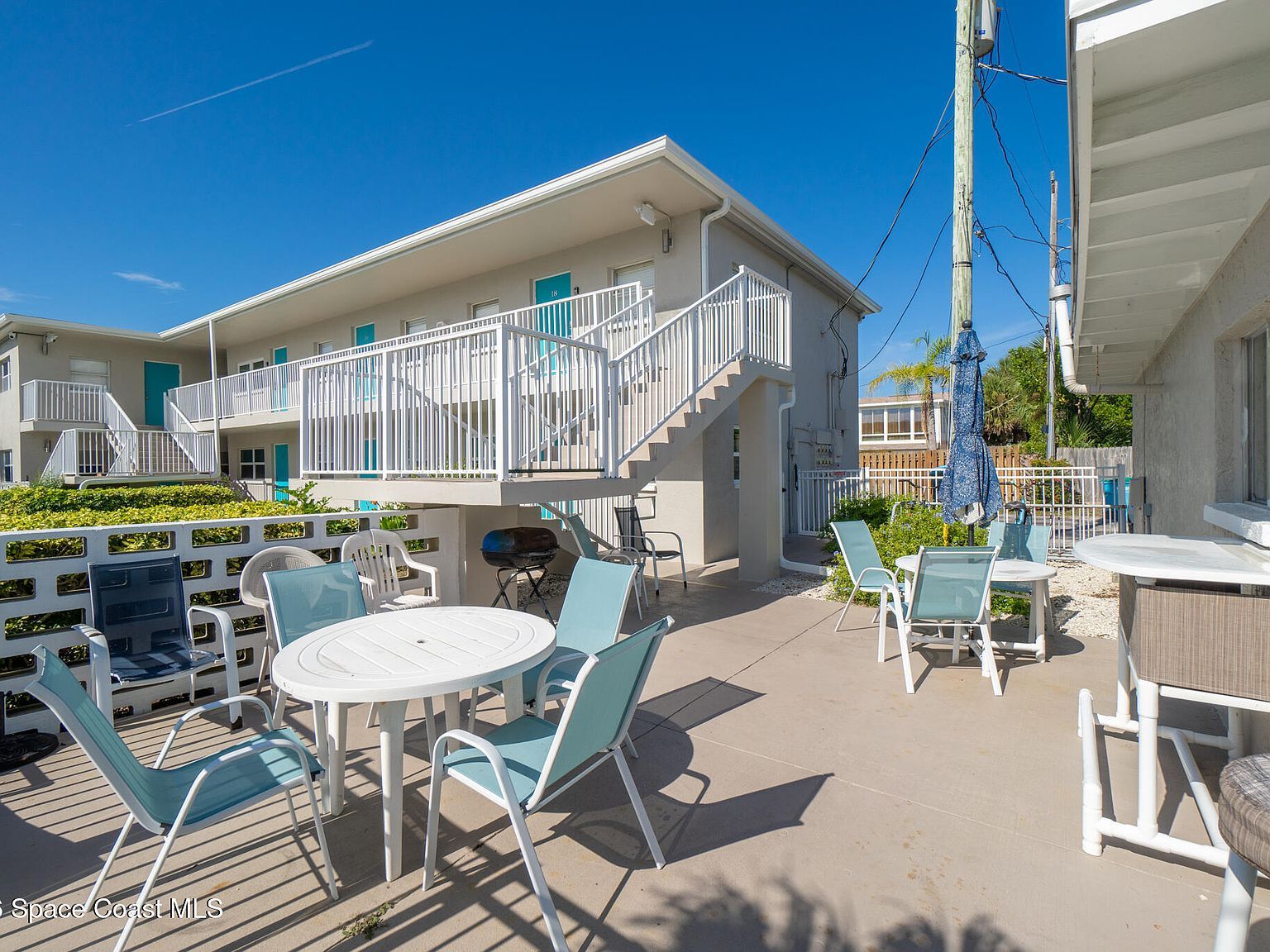 425 Tyler Ave APT 4B Cape Canaveral, FL 32920  | Condominium