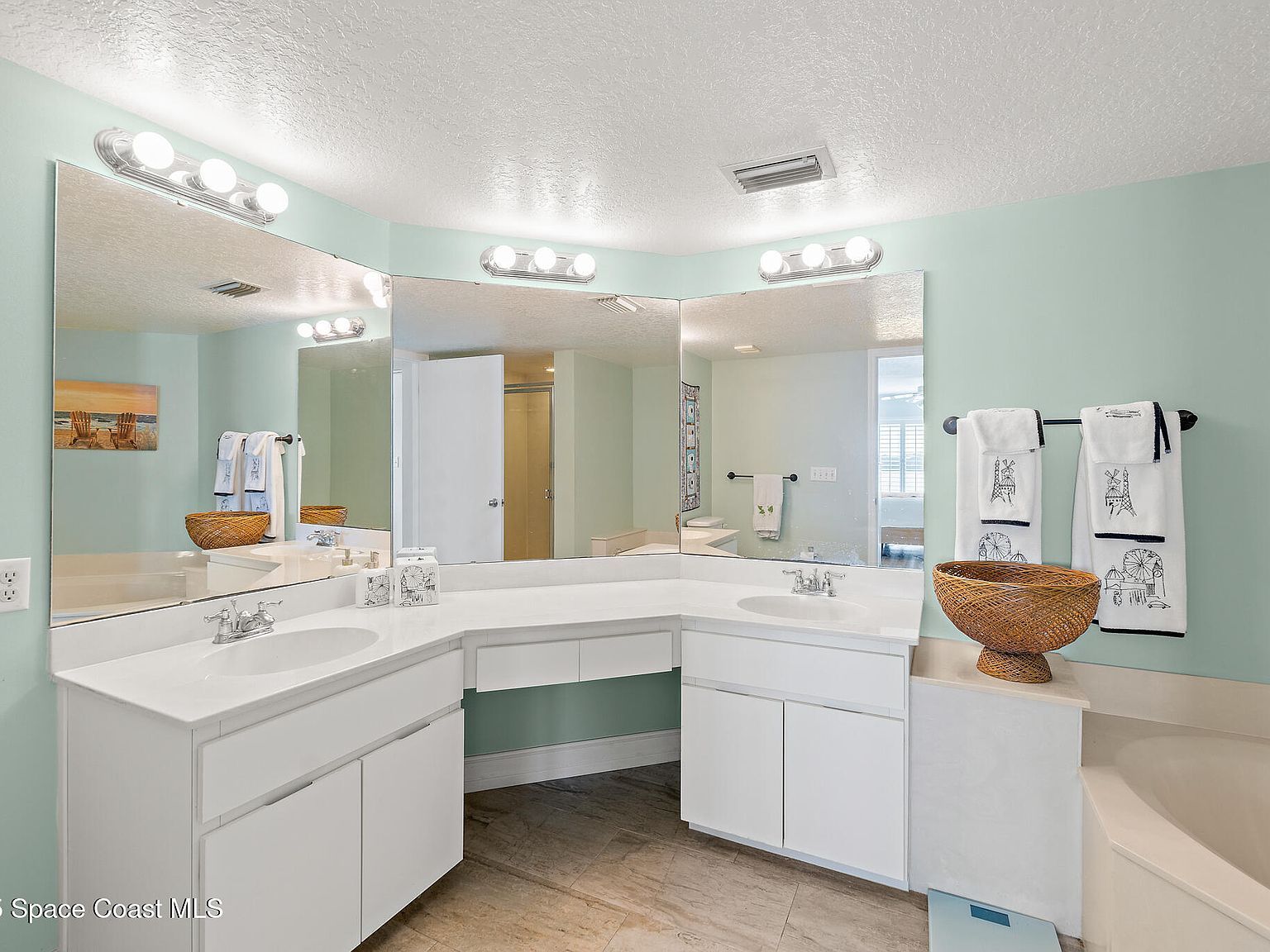 190 Pinellas Ln APT 207A Cocoa Beach, FL 32931  | Condominium