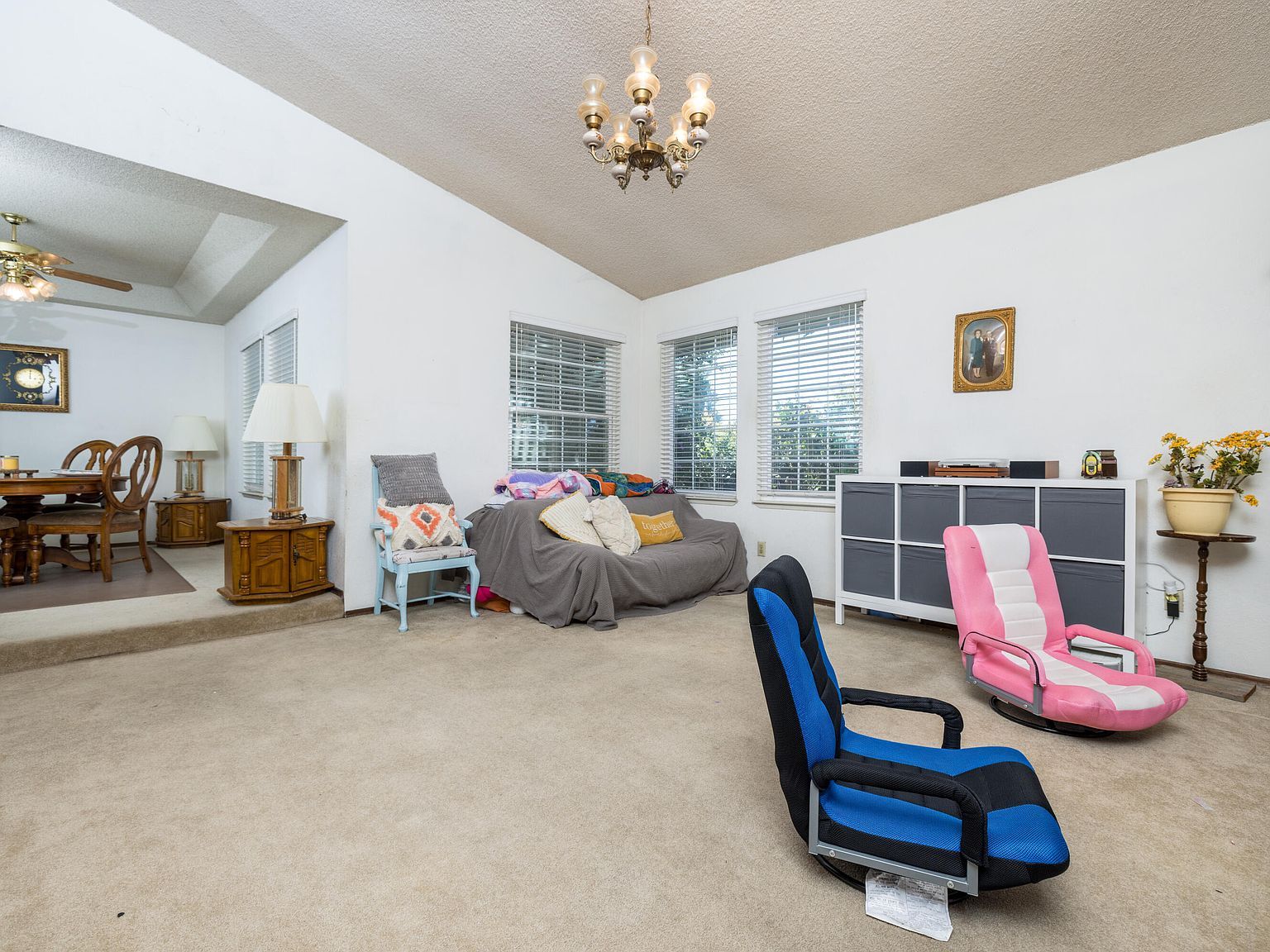 1352 N M St Tulare, CA 93274  | Single Family