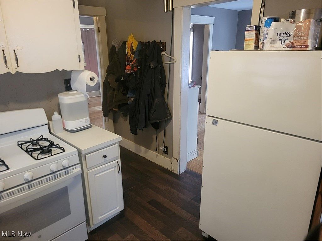 1911 Youngstown Rd SE Warren, OH 44484  | Single Family