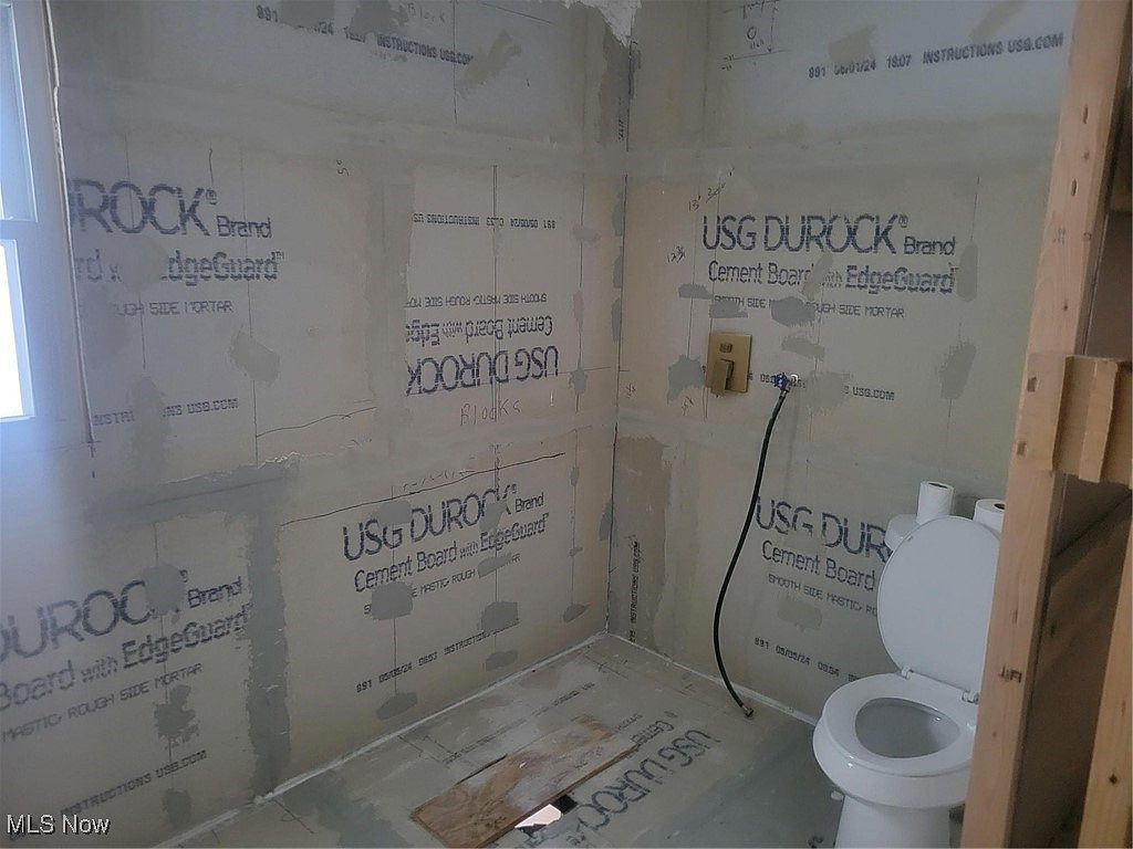 7631 Mines Rd SE Warren, OH 44484  | Single Family