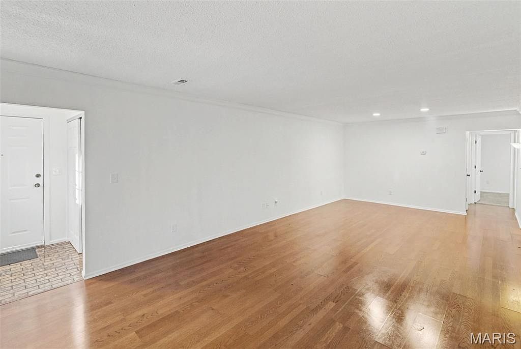 10 Ginger Lake Dr W Glen Carbon, IL 62034 | New build