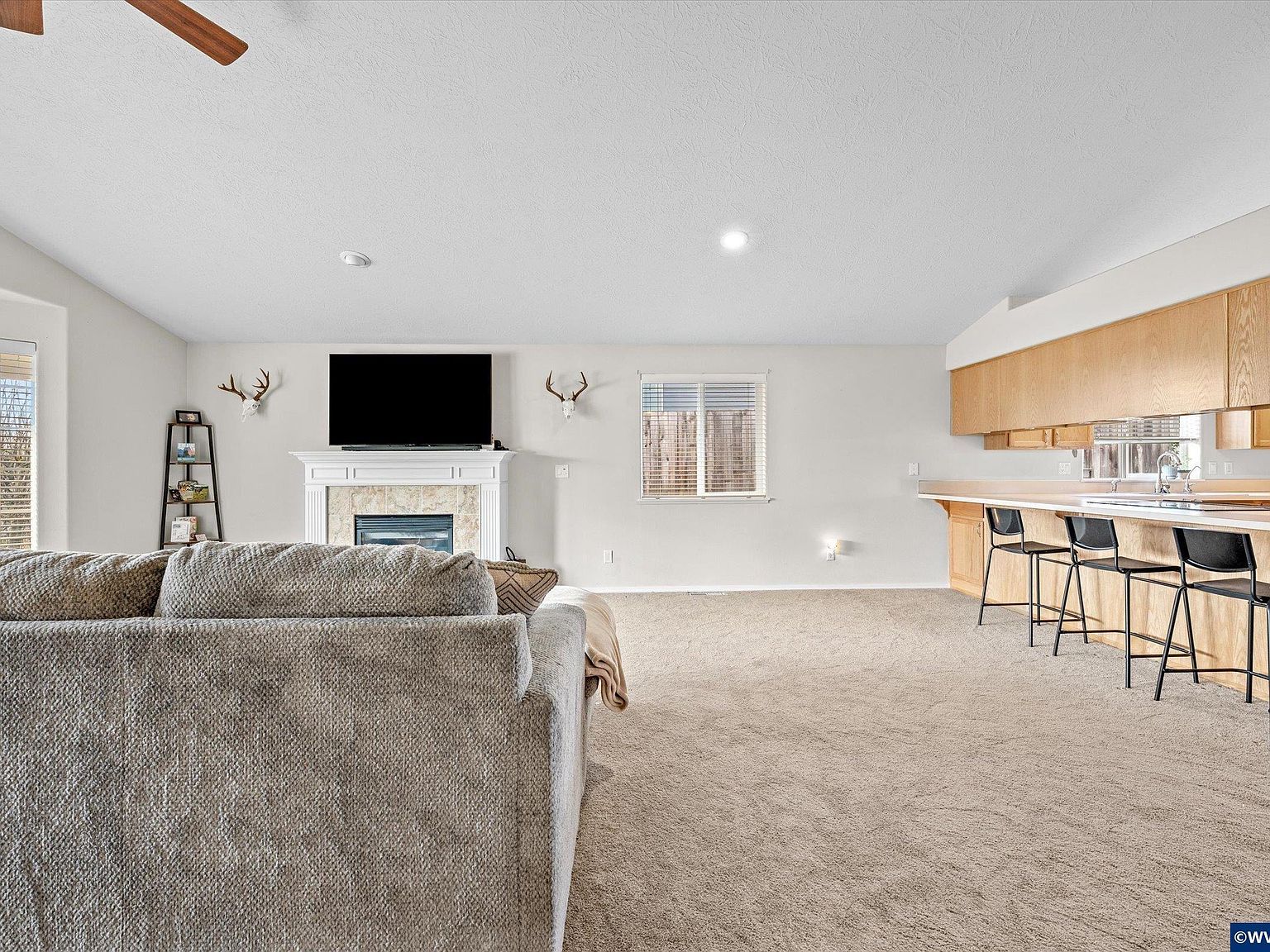 186 NW Elderberry Ln Dallas, OR 97338  | Single Family