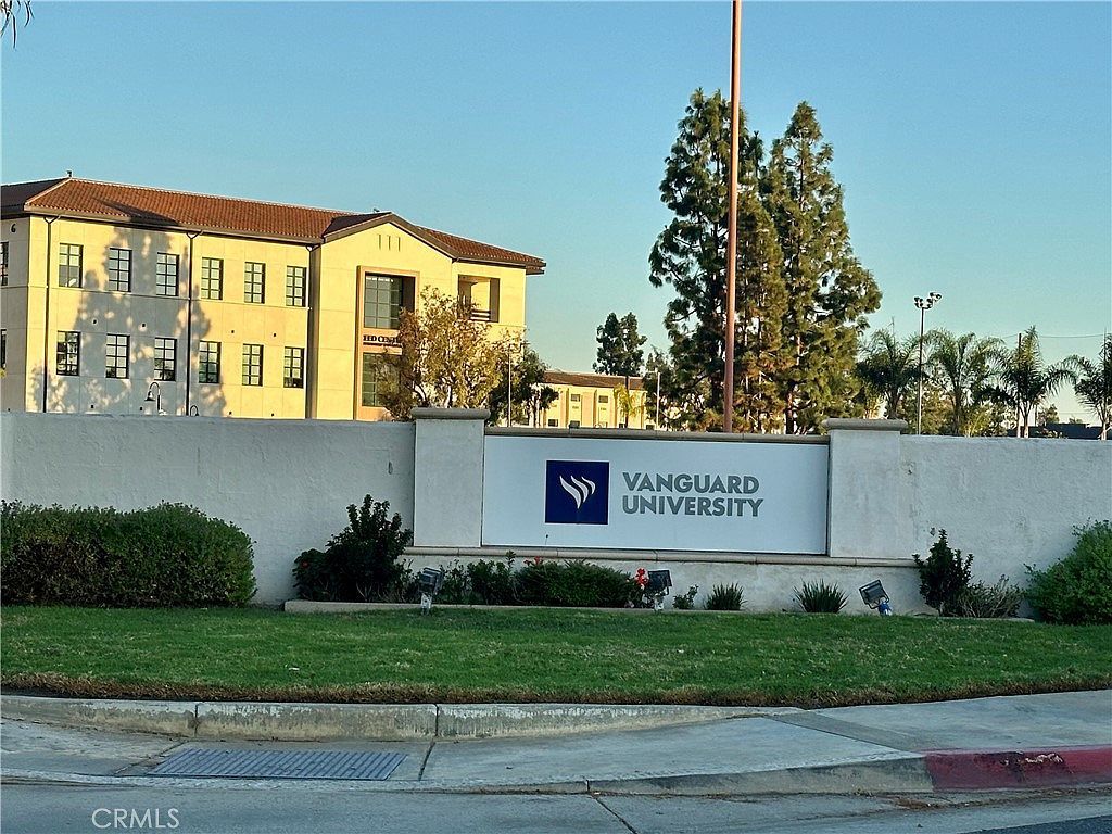 117 Clearbrook Ln Costa Mesa, CA 92626  | Multi Family