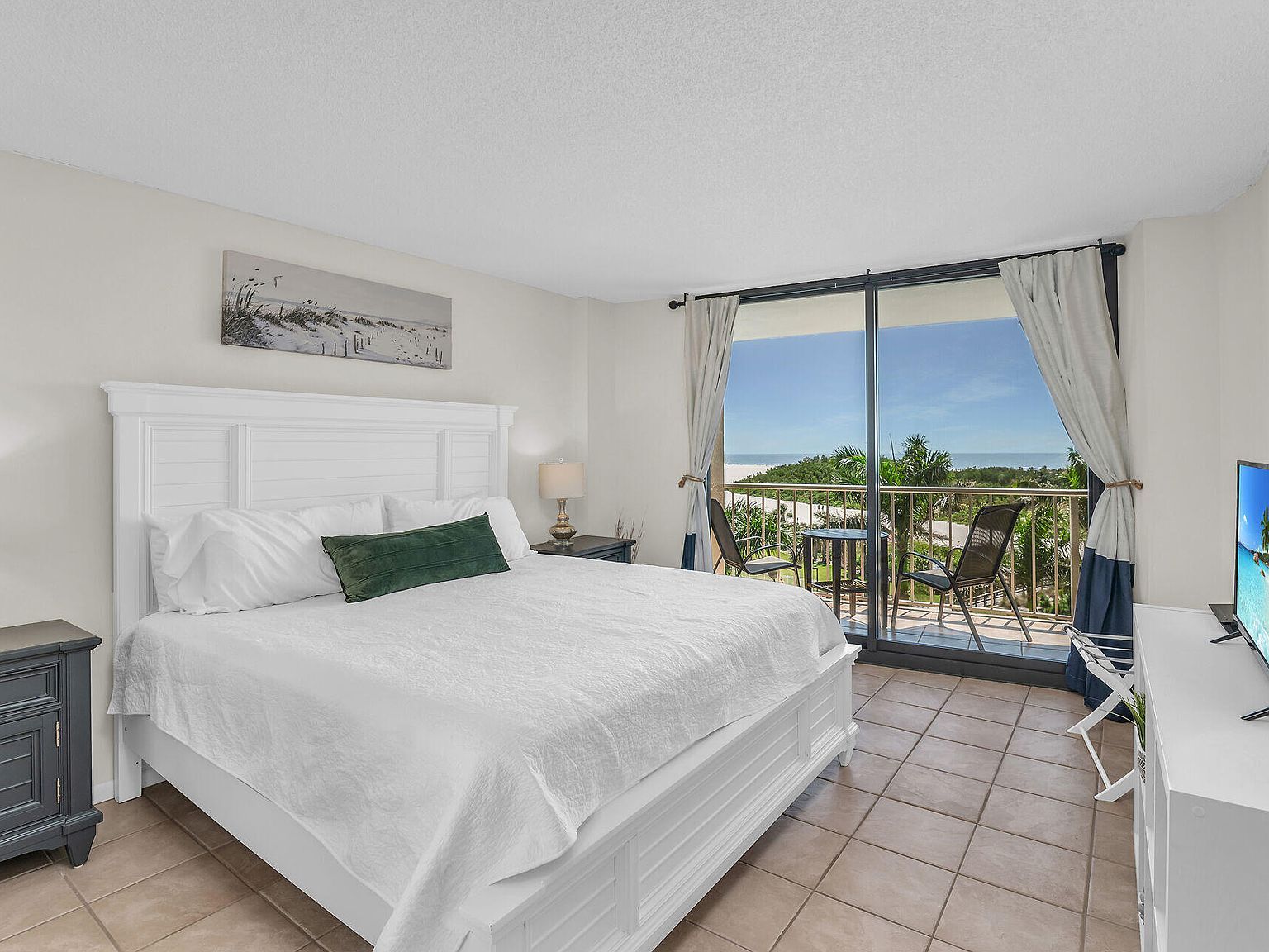 440 Seaview Ct APT 504 Marco Island, FL 34145  | Condominium
