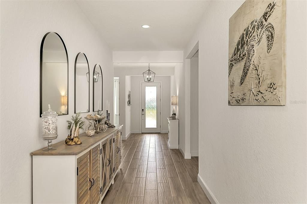 560 Mistiflower Cir Nokomis, FL 34275  | Single Family