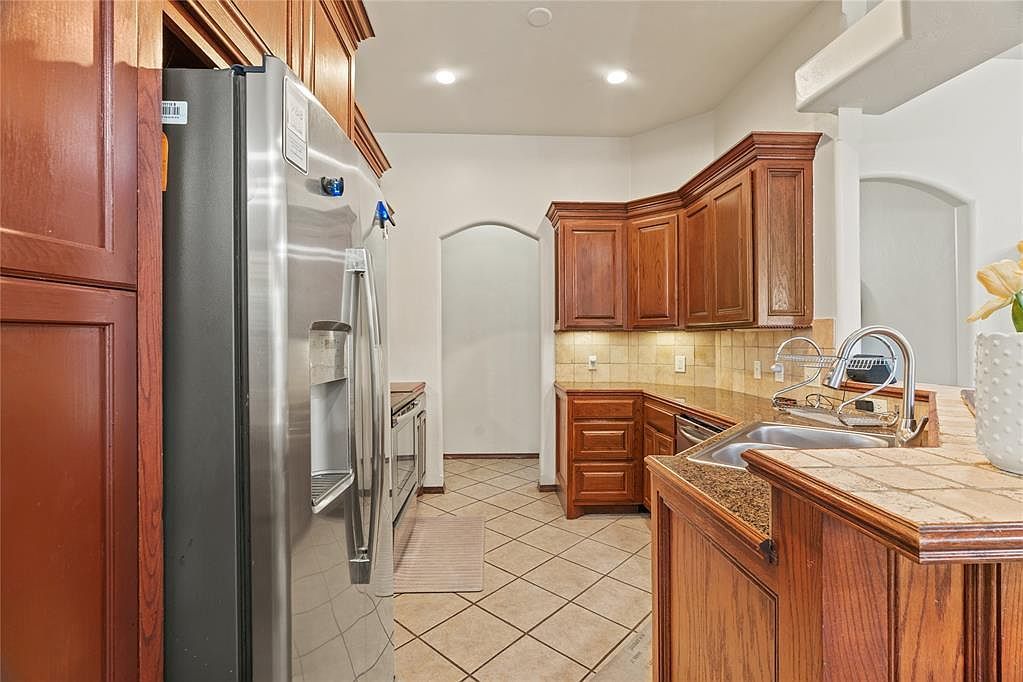 4909 Stag Horn Dr Yukon, OK 73099  | Single Family