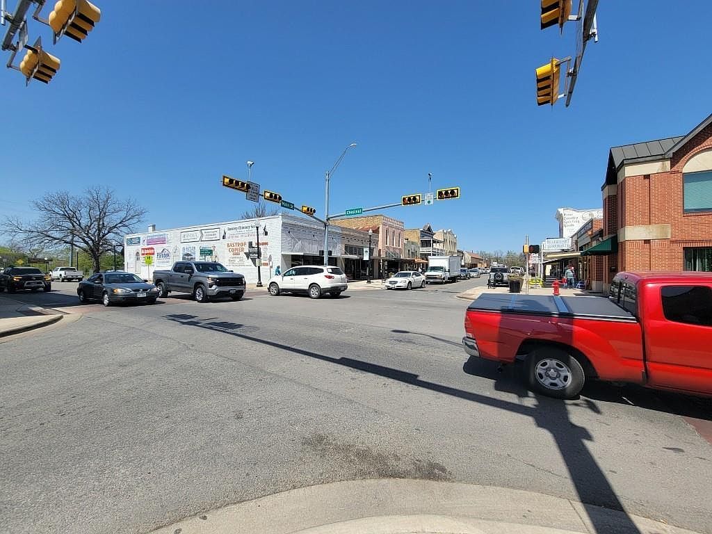 39 Moonlight Dr Smithville, TX 78957  | Land/Lot