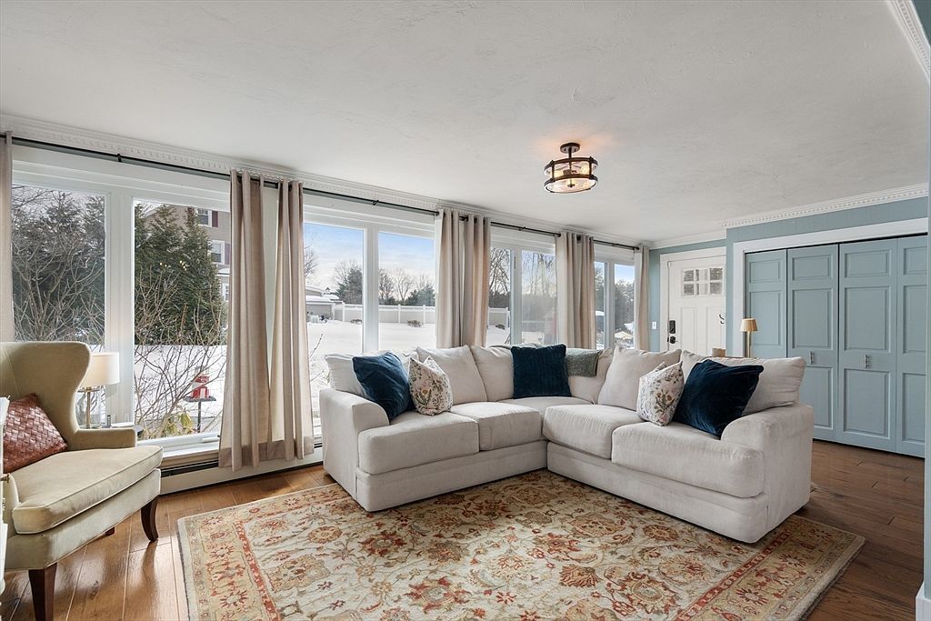 47 Central St Southborough, MA 01772  | Single Family