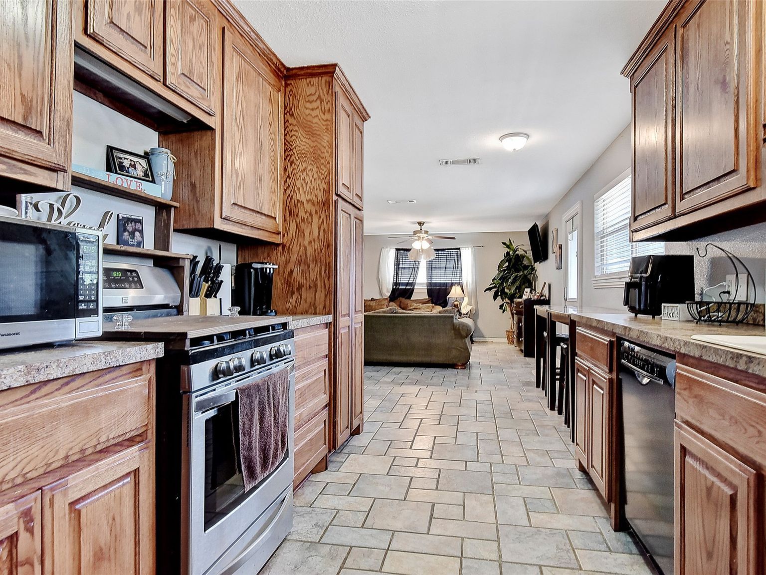 2513 Sunset St Denison, TX 75020  | Single Family