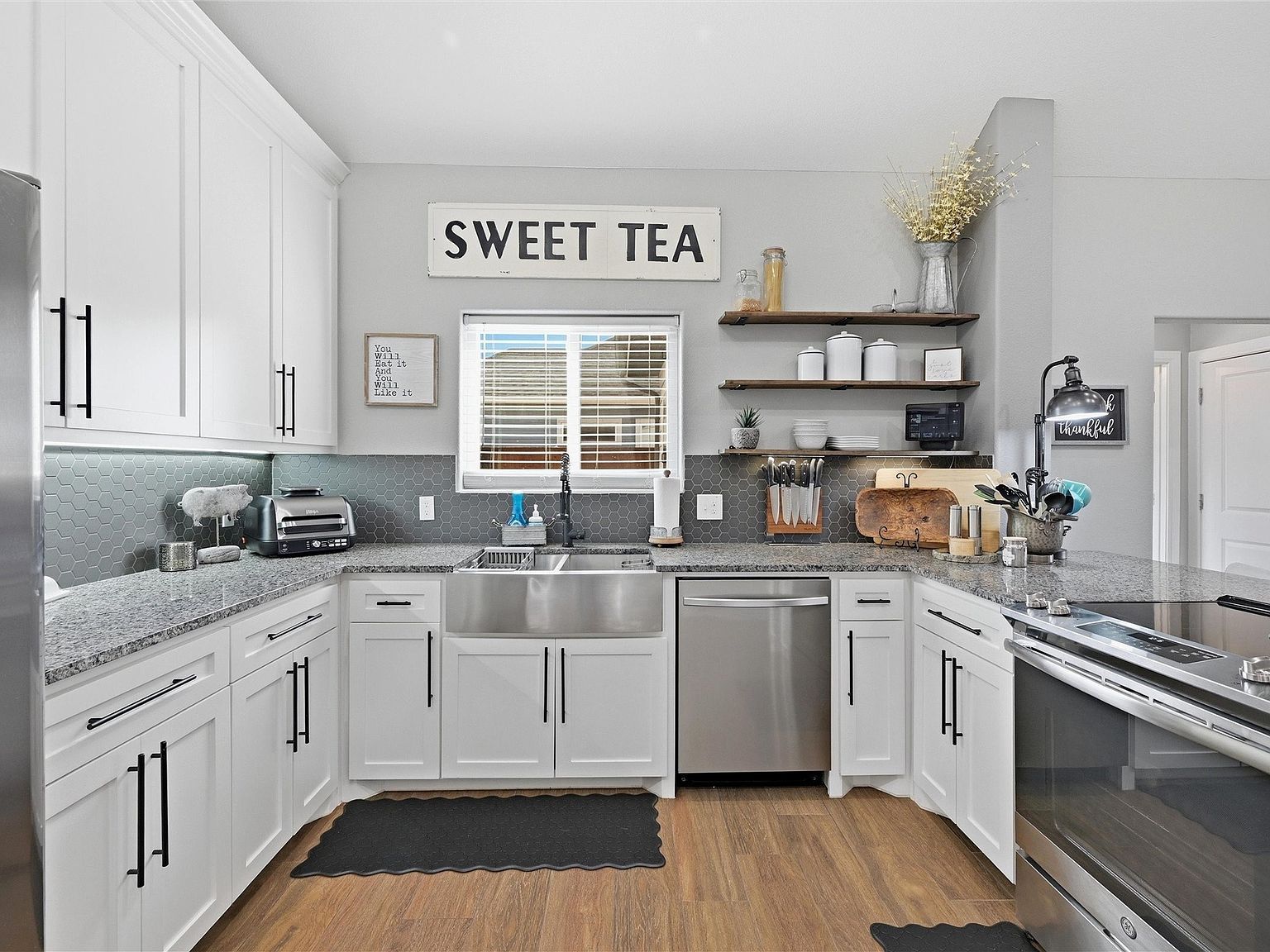 108 Clay Ln Tom Bean, TX 75489 | Single Family