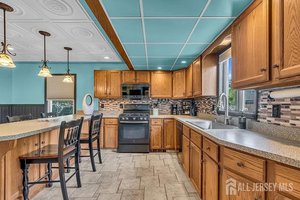 138 Main St Helmetta, NJ 08828  | Single Family