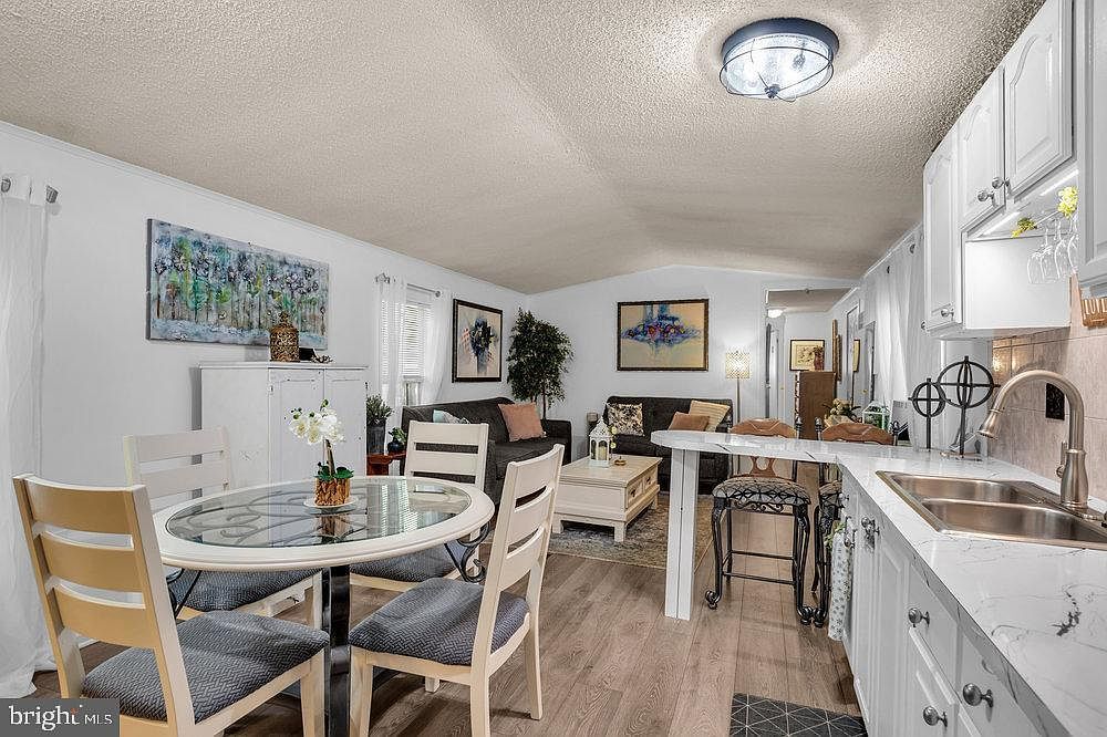 17 South Dr East Windsor, NJ 08520 | Single Family