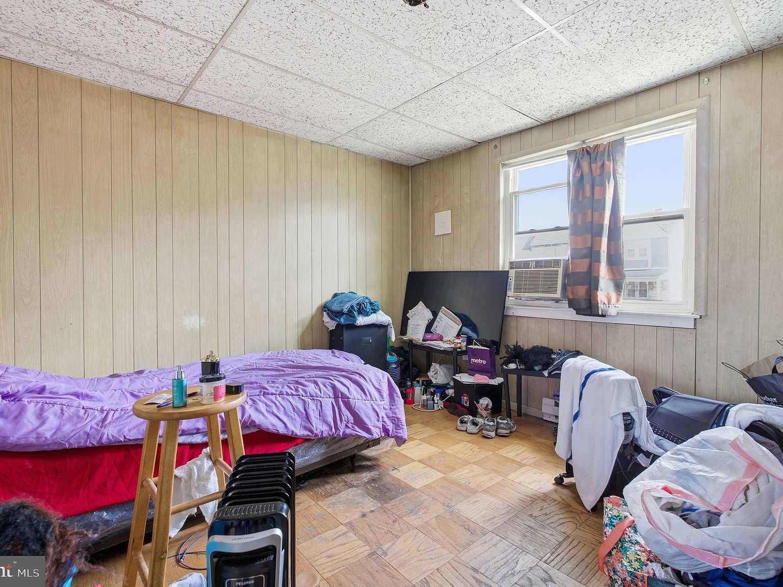 3928 8th St Baltimore, MD 21225  | Single Family