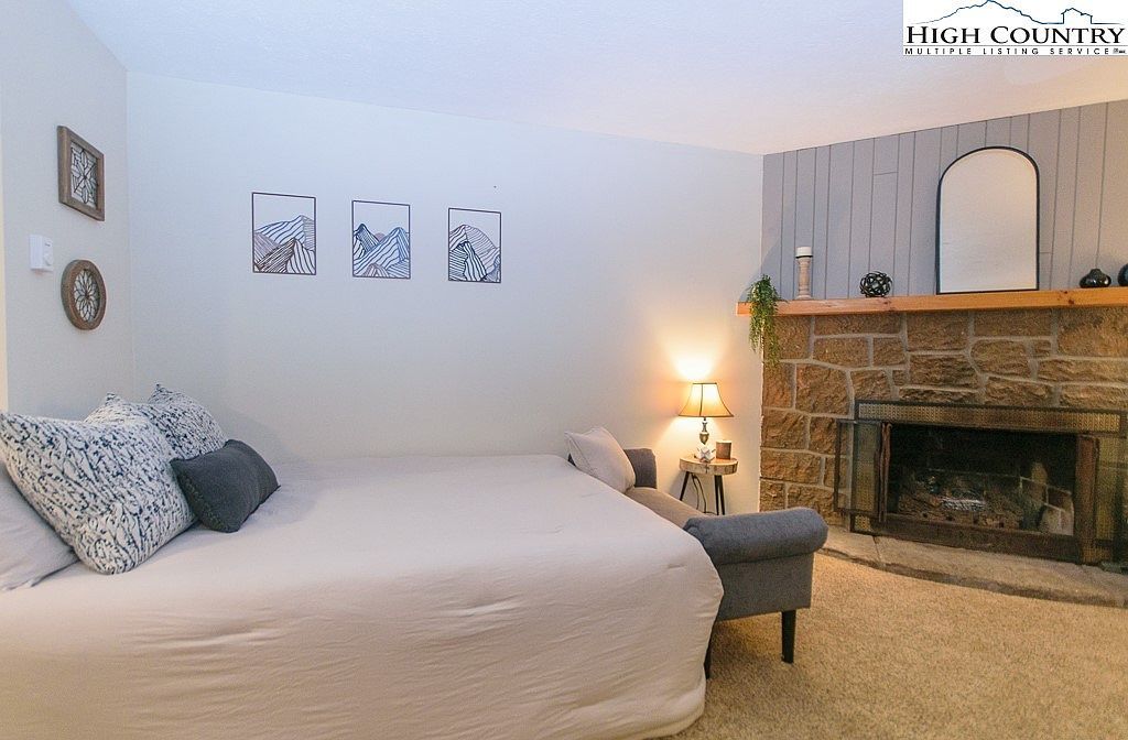 144 S Slope Loop UNIT 1 Banner Elk, NC 28604 | Condominium