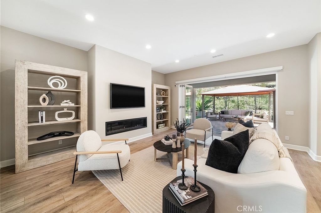 20 Tandeo Dr Mission Viejo, CA 92694  | Single Family