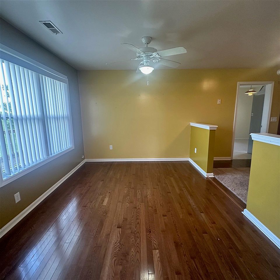 27 Jenkins Rd Rineyville, KY 40162  | Single Family