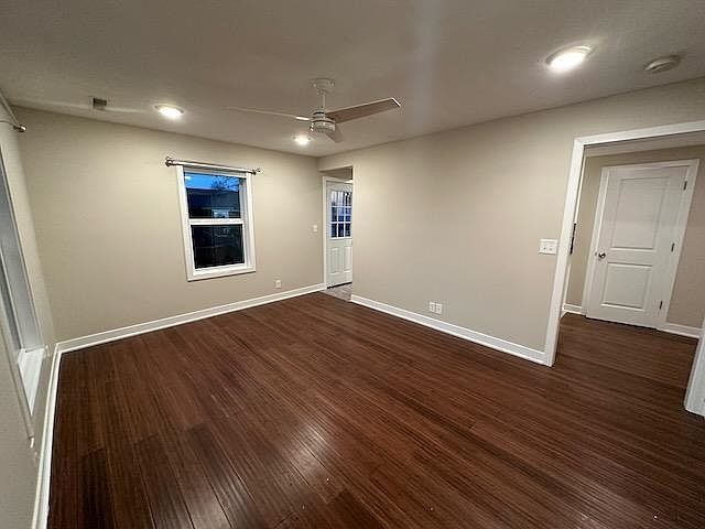 137 McCormack Ave Elizabethtown, KY 42701  | Single Family