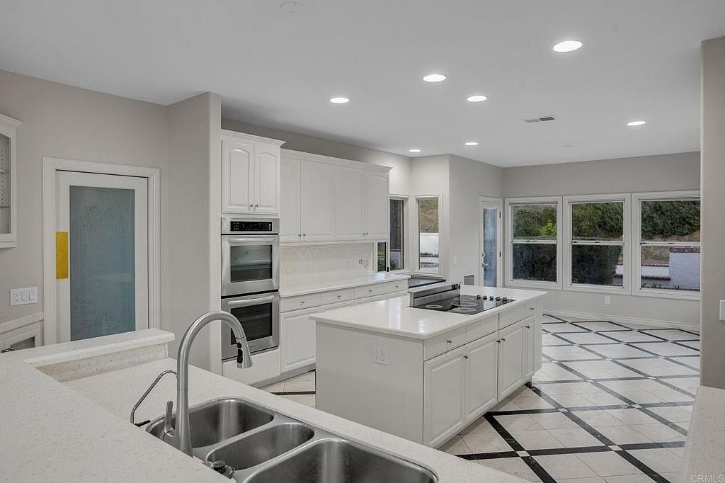 4286 La Canada Rd Fallbrook, CA 92028  | Single Family