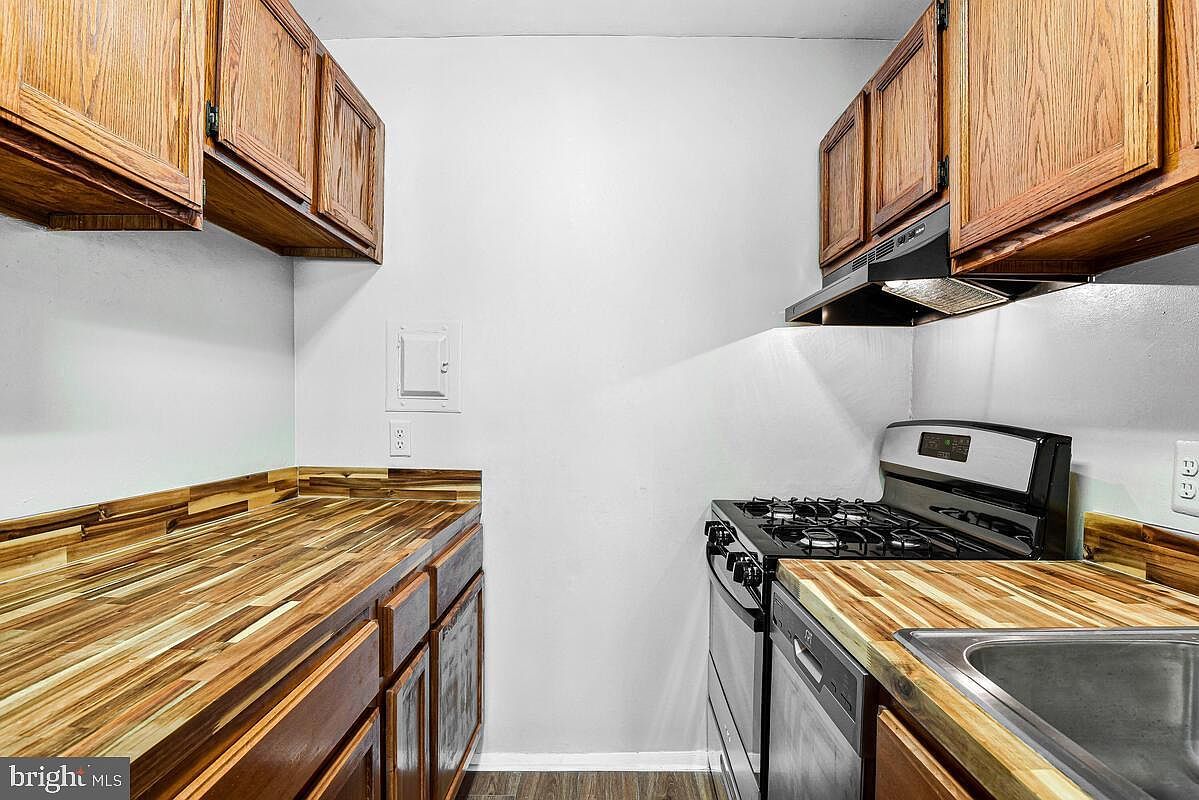 1604 Renate Dr APT 104 Woodbridge, VA 22192 | Condominium